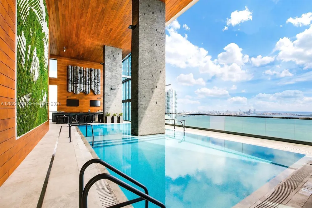 1451 Brickell Ave #4304 Miami, FL 33131