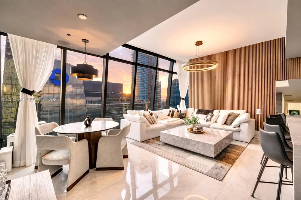 1451 Brickell Ave #4304 Miami, FL 33131