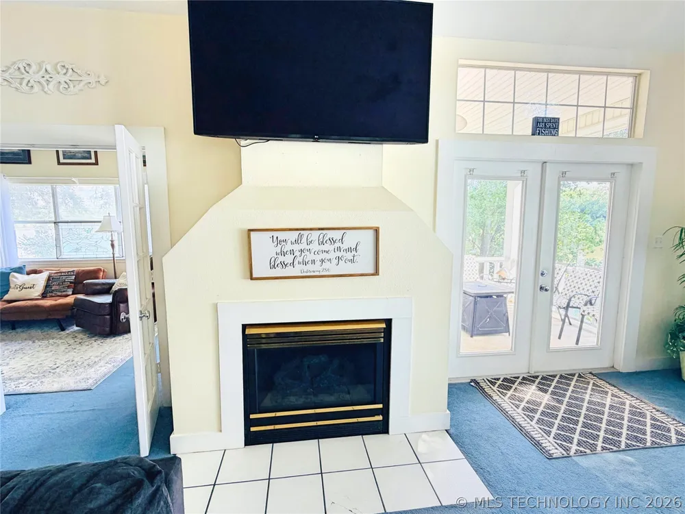 1122 Peninsula Drive Fort Towson, OK 74735