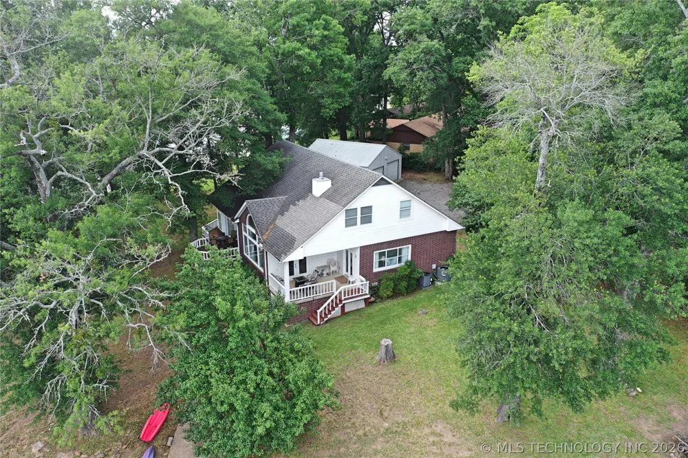 1122 Peninsula Drive Fort Towson, OK 74735