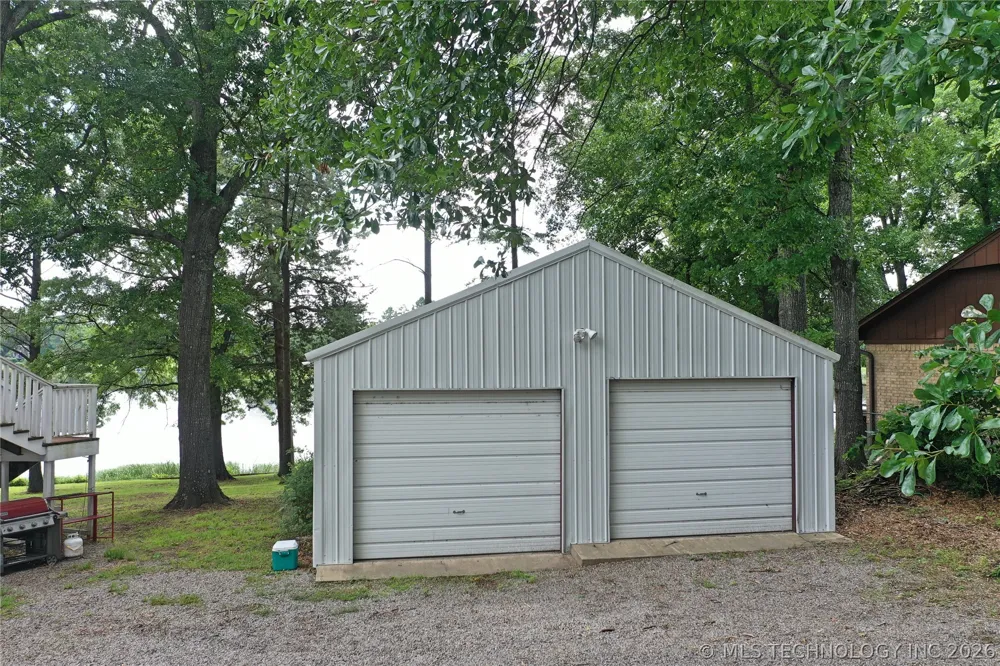 1122 Peninsula Drive Fort Towson, OK 74735