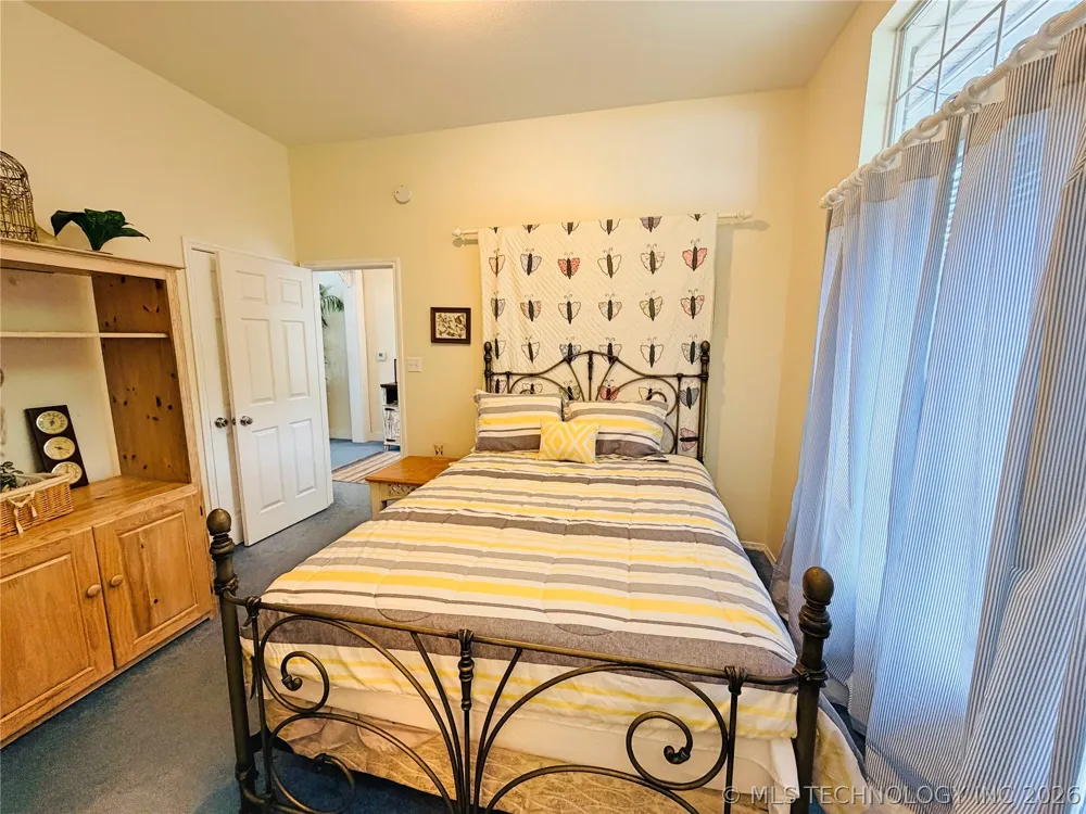 1122 Peninsula Drive Fort Towson, OK 74735