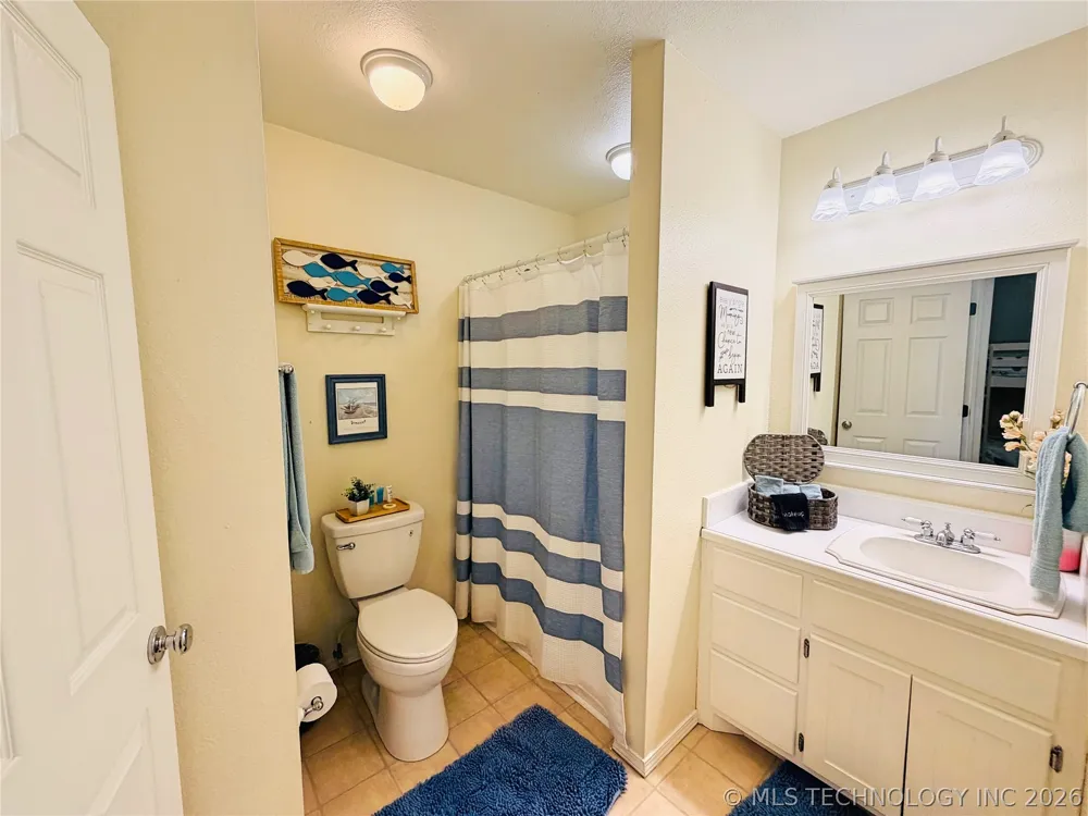 1122 Peninsula Drive Fort Towson, OK 74735