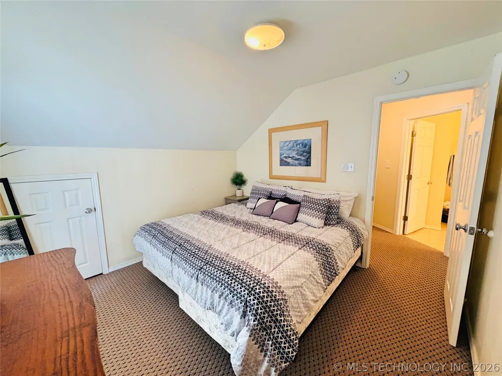 1122 Peninsula Drive Fort Towson, OK 74735