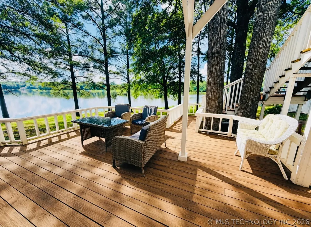1122 Peninsula Drive Fort Towson, OK 74735