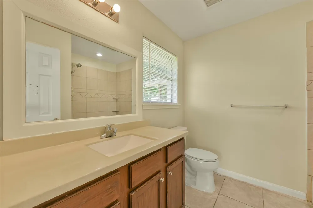 4725 9th Street #A Bacliff, TX 77518