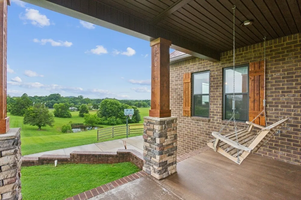 215 George Akins Rd Westmoreland, TN 37186