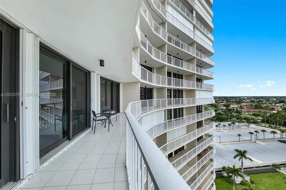 320 seaview court #2-1207 Other City - In The State Of Florida, FL 34145