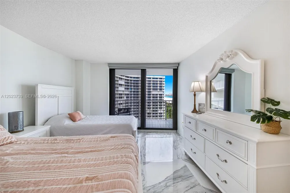 320 seaview court #2-1207 Other City - In The State Of Florida, FL 34145