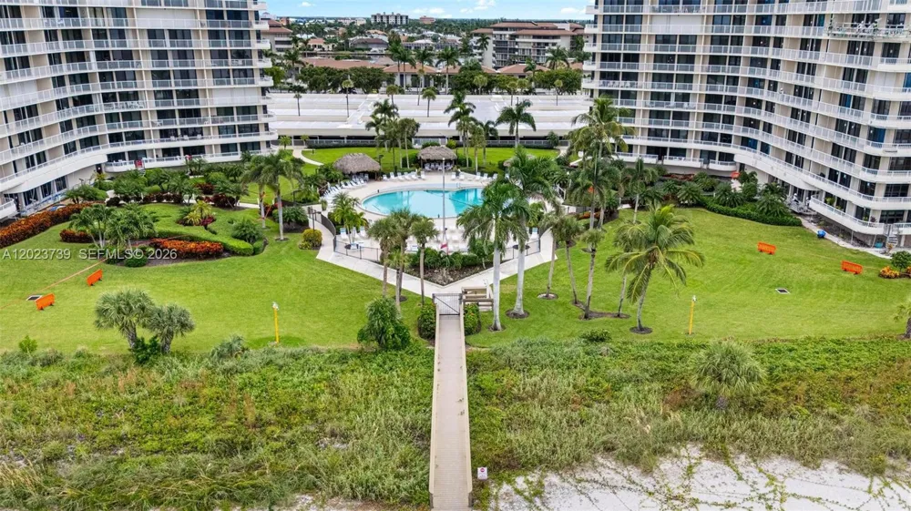 320 seaview court #2-1207 Other City - In The State Of Florida, FL 34145