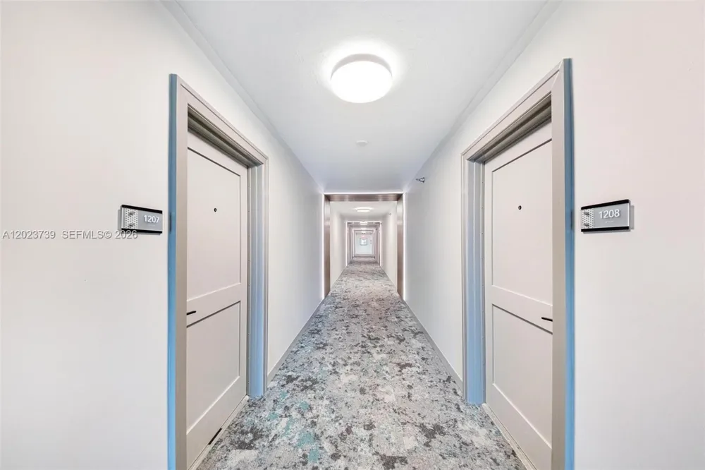 320 seaview court #2-1207 Other City - In The State Of Florida, FL 34145