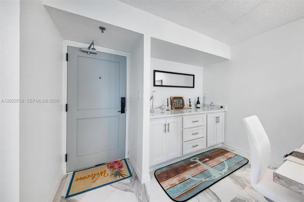 320 seaview court #2-1207 Other City - In The State Of Florida, FL 34145