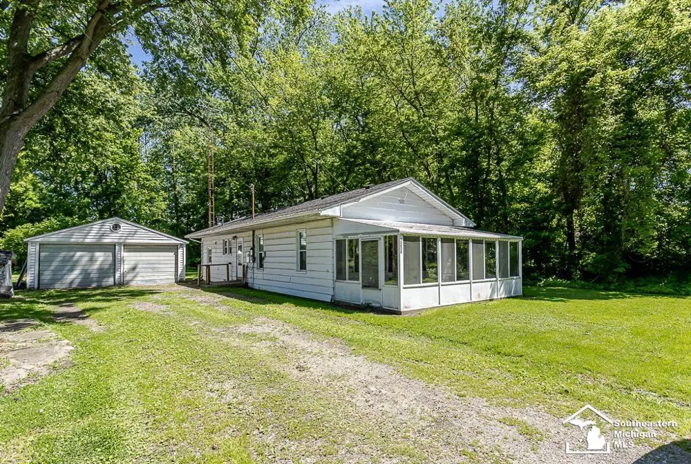 13838 Bayside Drive Monroe Charter Township, MI 48161