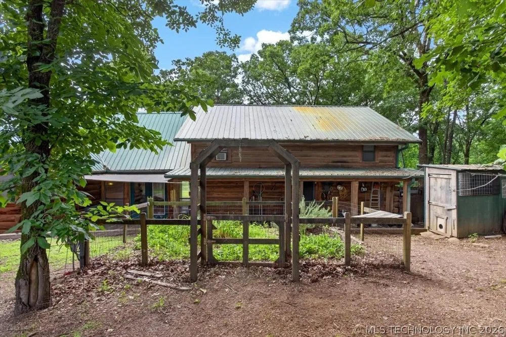 435562 E 1630 Tuskahoma, OK 74574