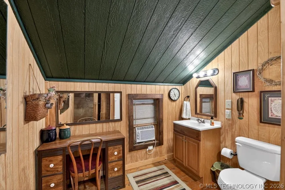 435562 E 1630 Tuskahoma, OK 74574