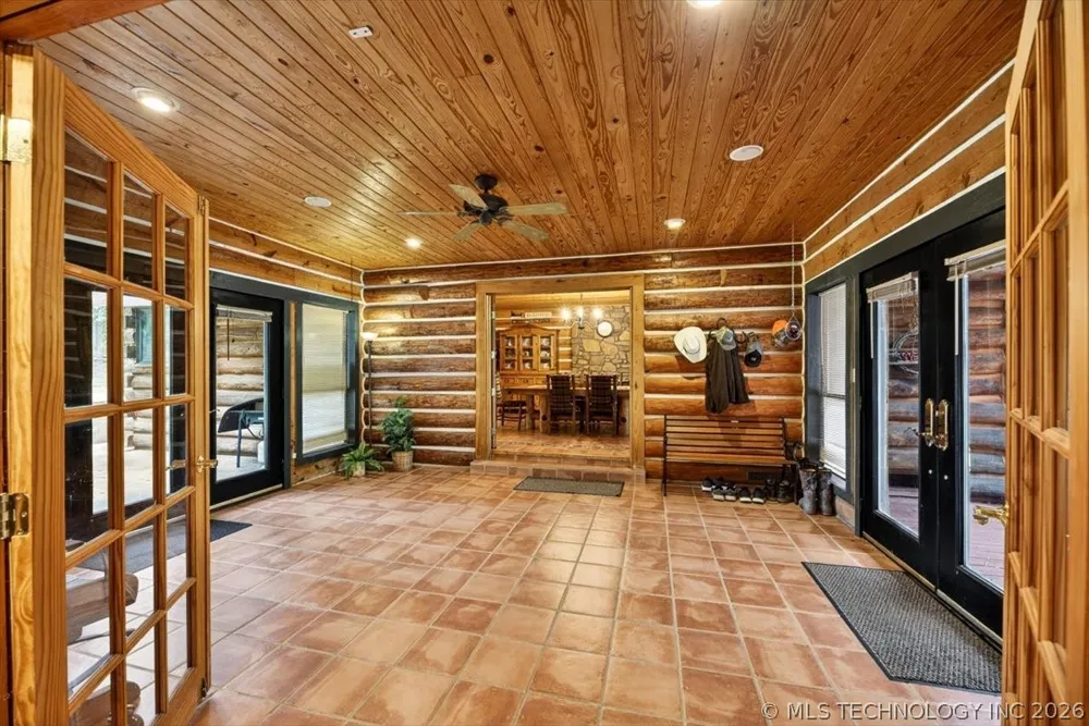 435562 E 1630 Tuskahoma, OK 74574