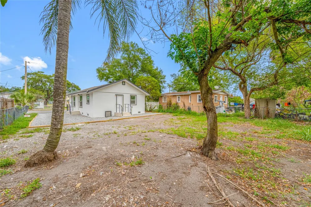 308 W 10TH STREET Lakeland, FL 33805