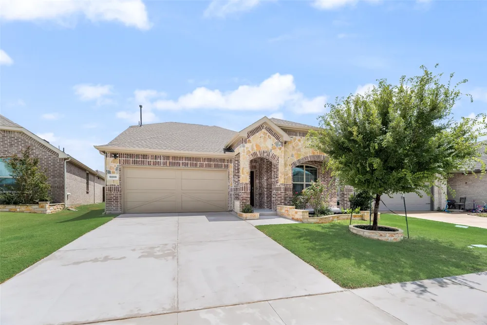 6008 Fairholme Drive Celina, TX 76227