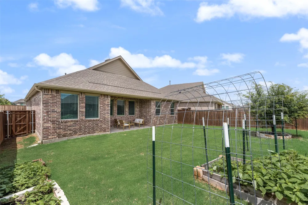 6008 Fairholme Drive Celina, TX 76227