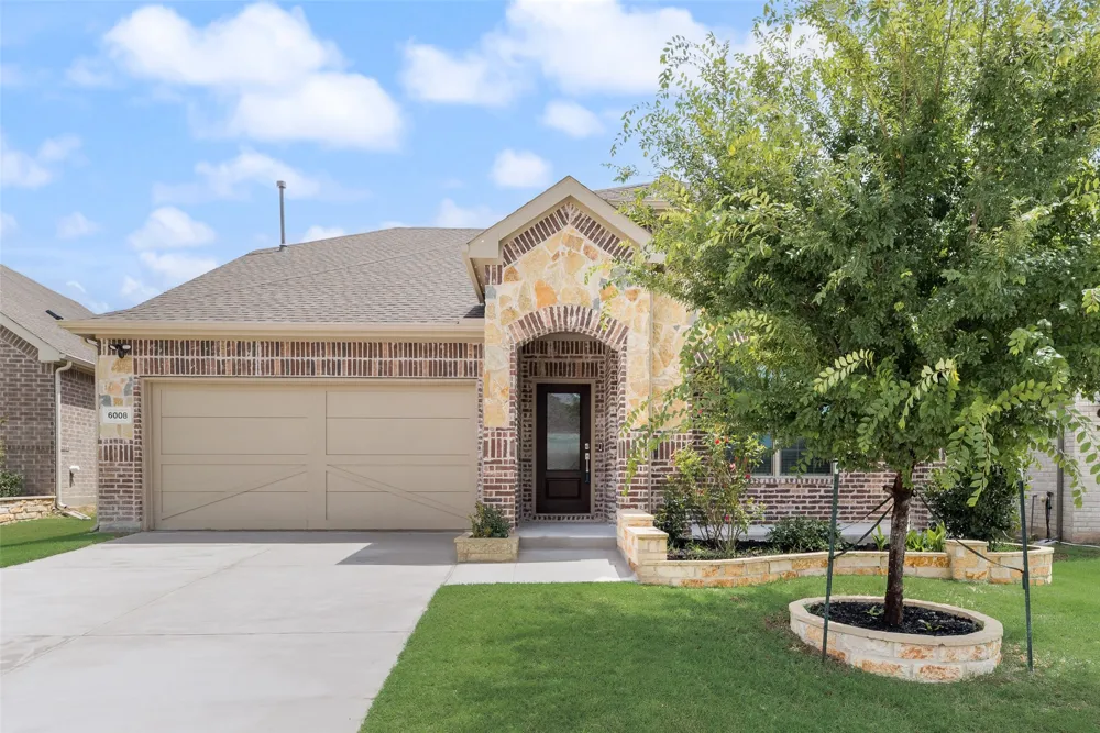 6008 Fairholme Drive Celina, TX 76227