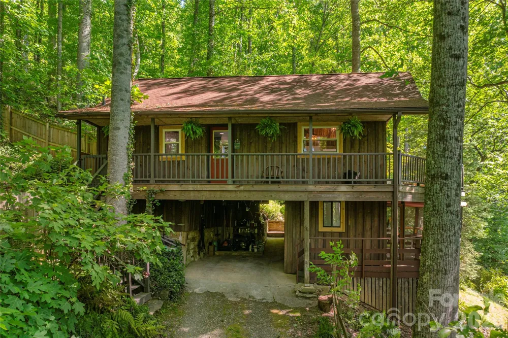 154 Timberside Drive Mars Hill, NC 28754