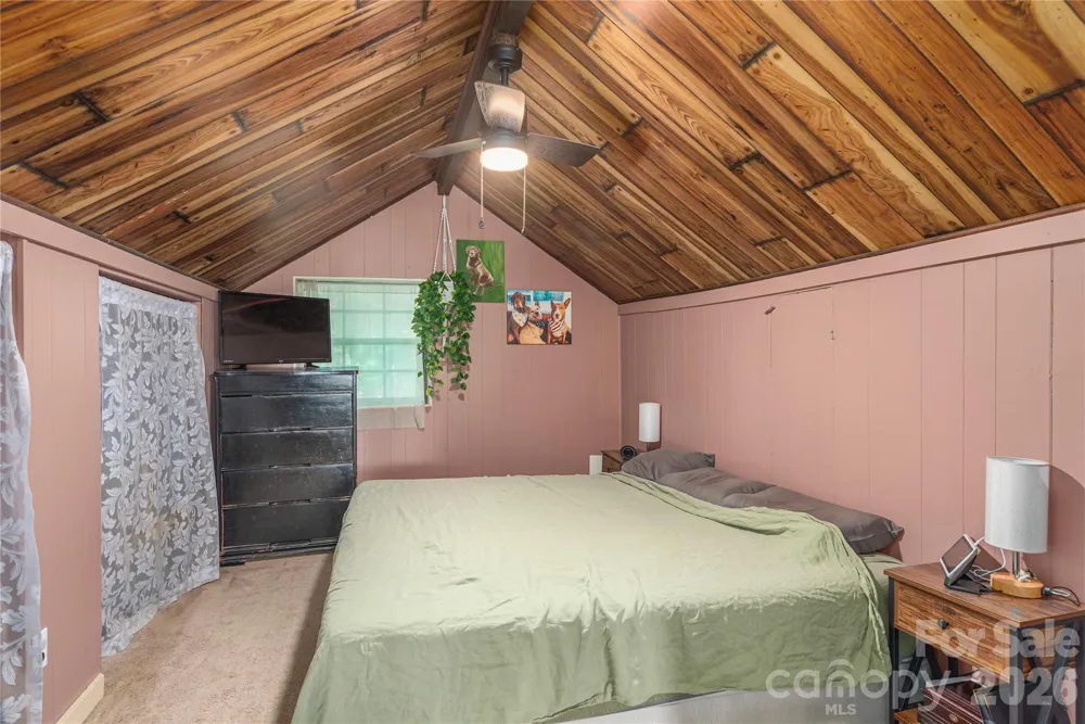 154 Timberside Drive Mars Hill, NC 28754