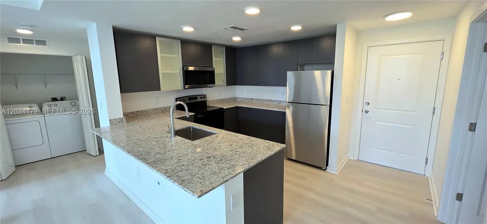 5579 Millenia Park Blvd #211 Orlando, FL 32839