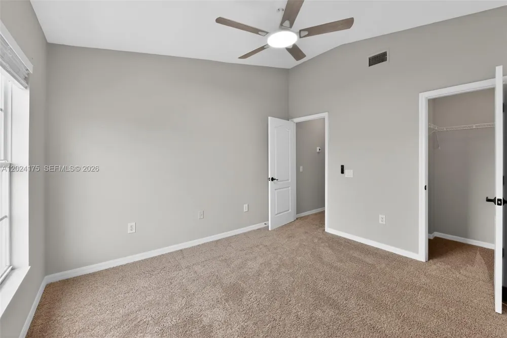12966 KINGS CROSSING DR Tampa, FL 33534