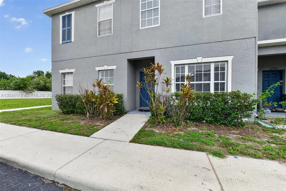 12966 KINGS CROSSING DR Tampa, FL 33534