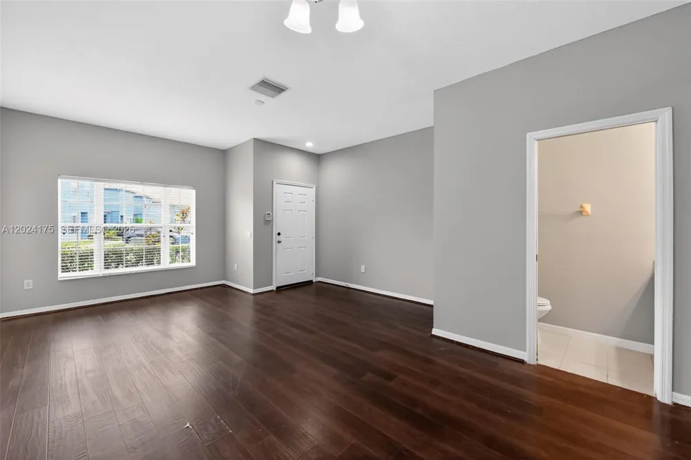 12966 KINGS CROSSING DR Tampa, FL 33534
