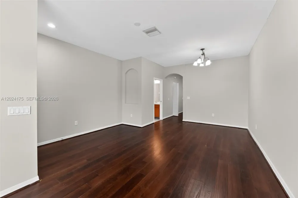 12966 KINGS CROSSING DR Tampa, FL 33534