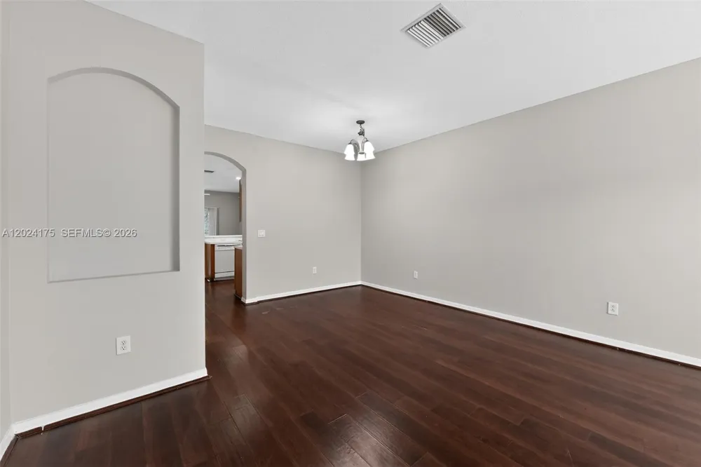12966 KINGS CROSSING DR Tampa, FL 33534