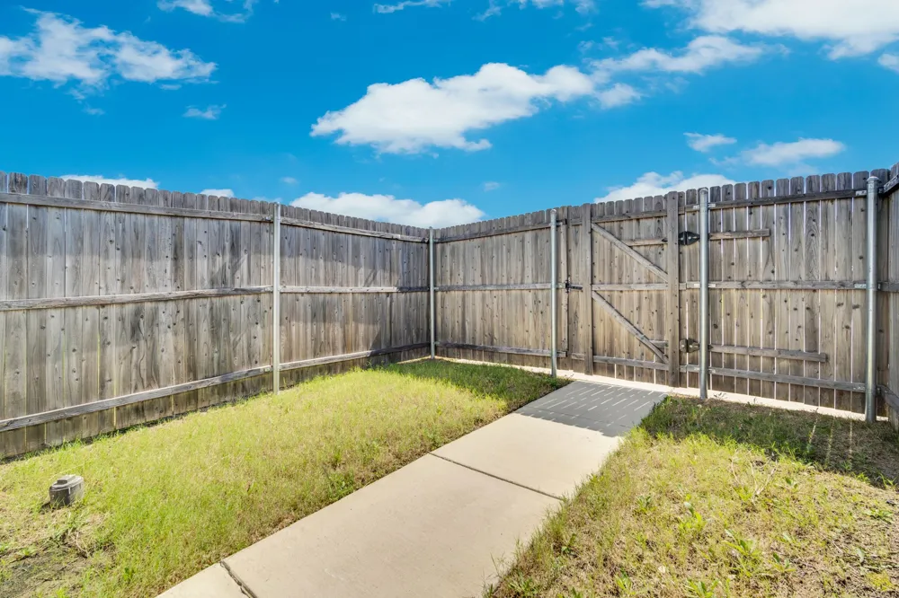 455 Eagle Wind Way Ferris, TX 75125