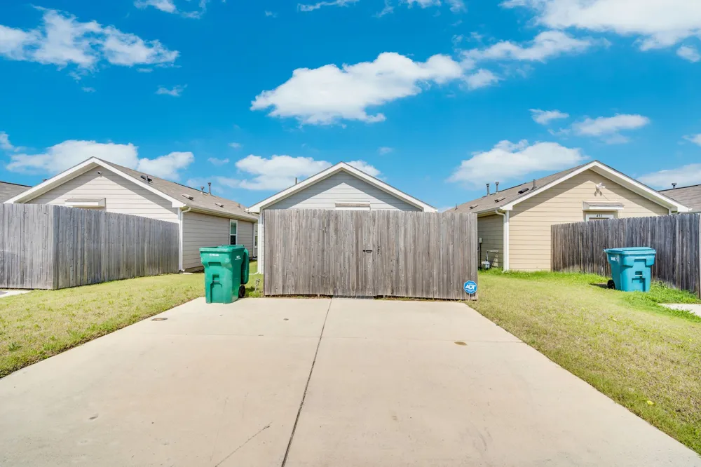 455 Eagle Wind Way Ferris, TX 75125