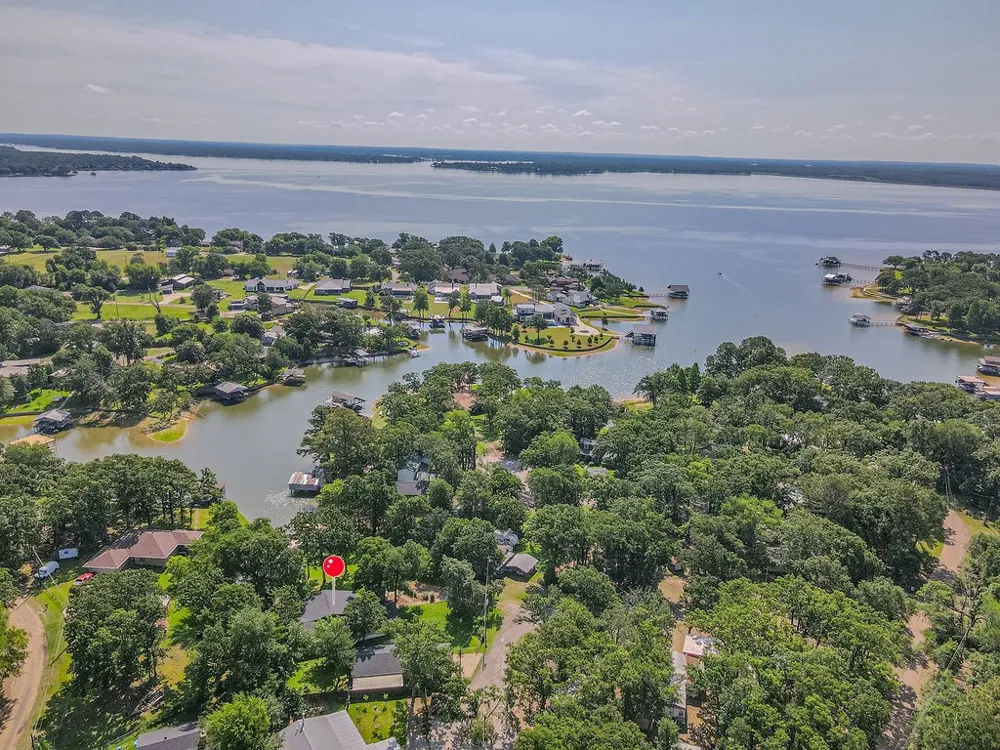 210 Victor Court Trinidad, TX 75163