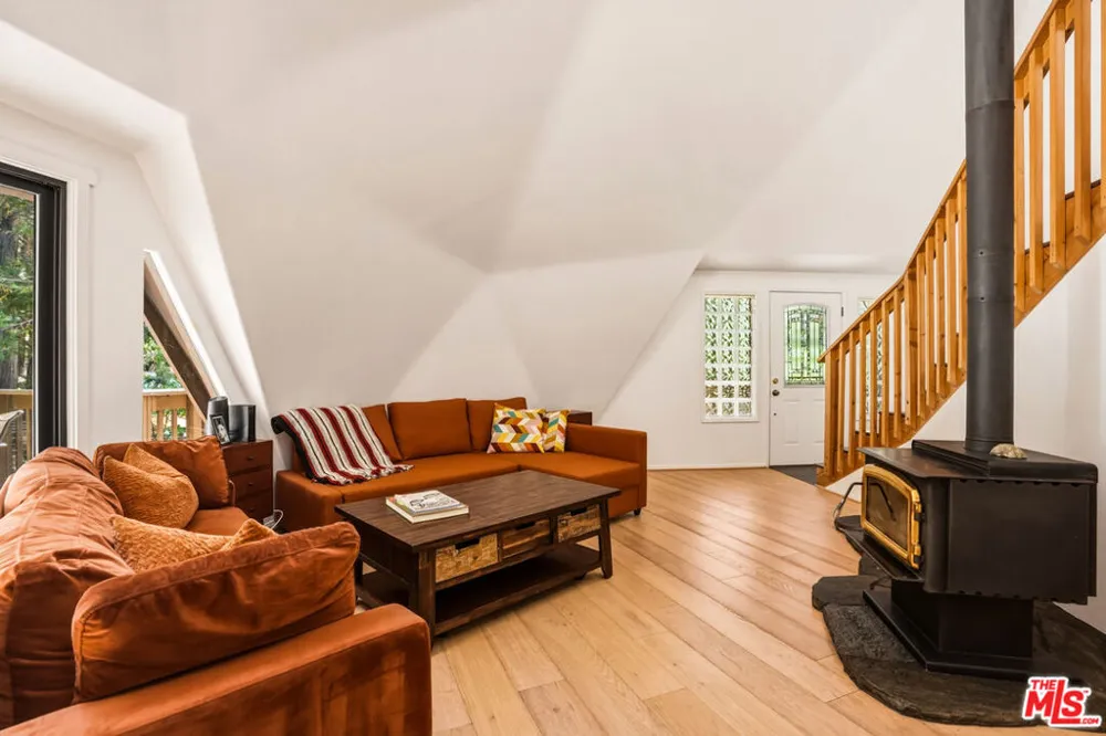 55000 Daryll Road Idyllwild, CA 92549