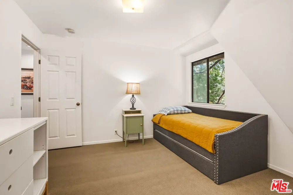 55000 Daryll Road Idyllwild, CA 92549