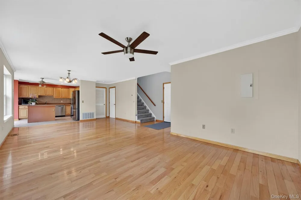 16 Woodfield Drive Washingtonville, NY 10992