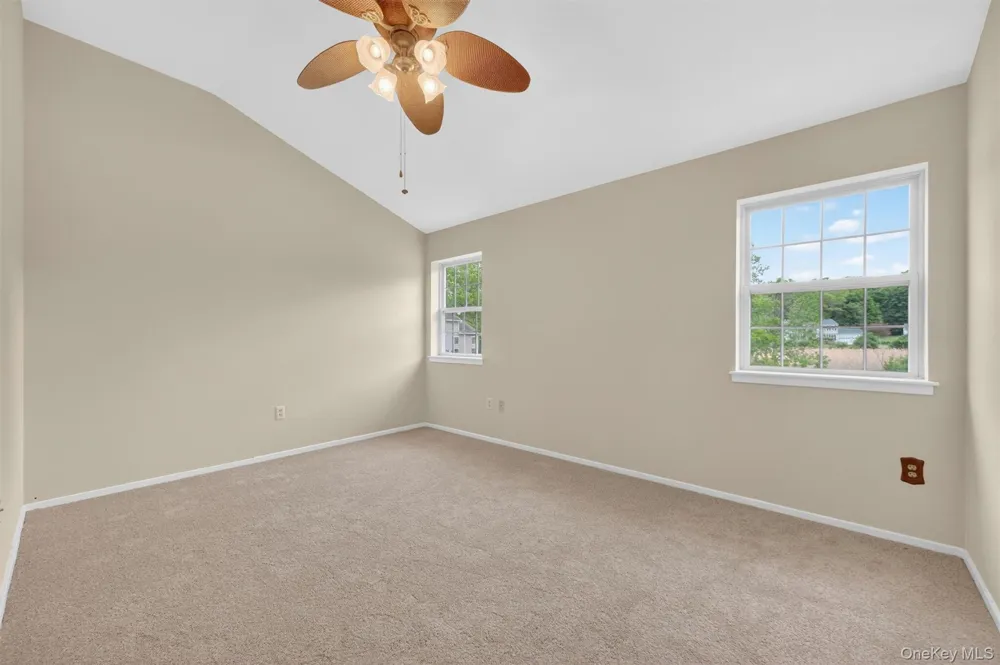 16 Woodfield Drive Washingtonville, NY 10992