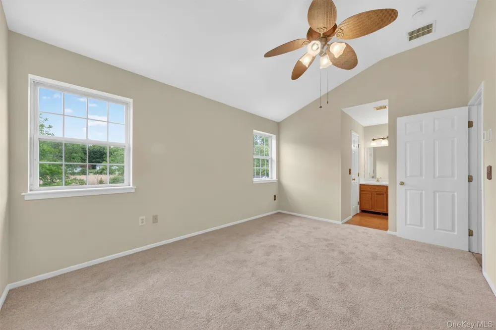 16 Woodfield Drive Washingtonville, NY 10992
