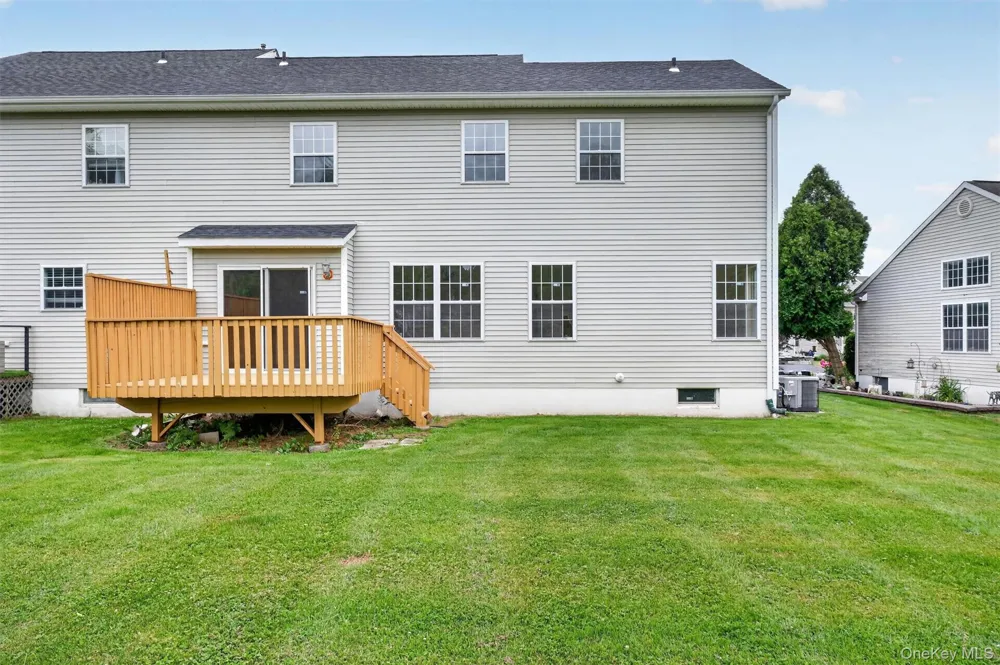 16 Woodfield Drive Washingtonville, NY 10992