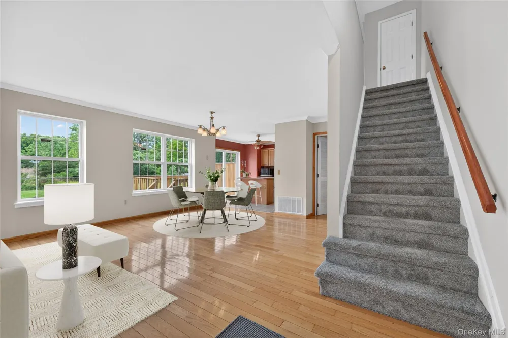 16 Woodfield Drive Washingtonville, NY 10992