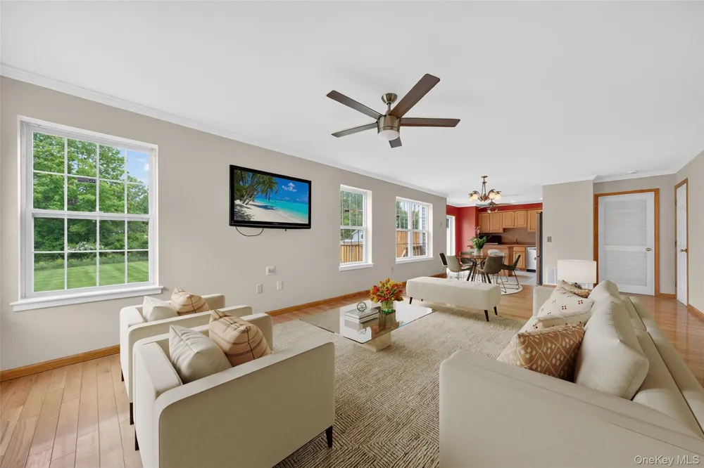 16 Woodfield Drive Washingtonville, NY 10992