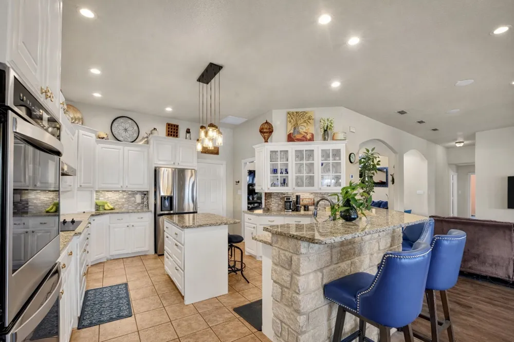 737 County Road 4699 Boyd, TX 76023
