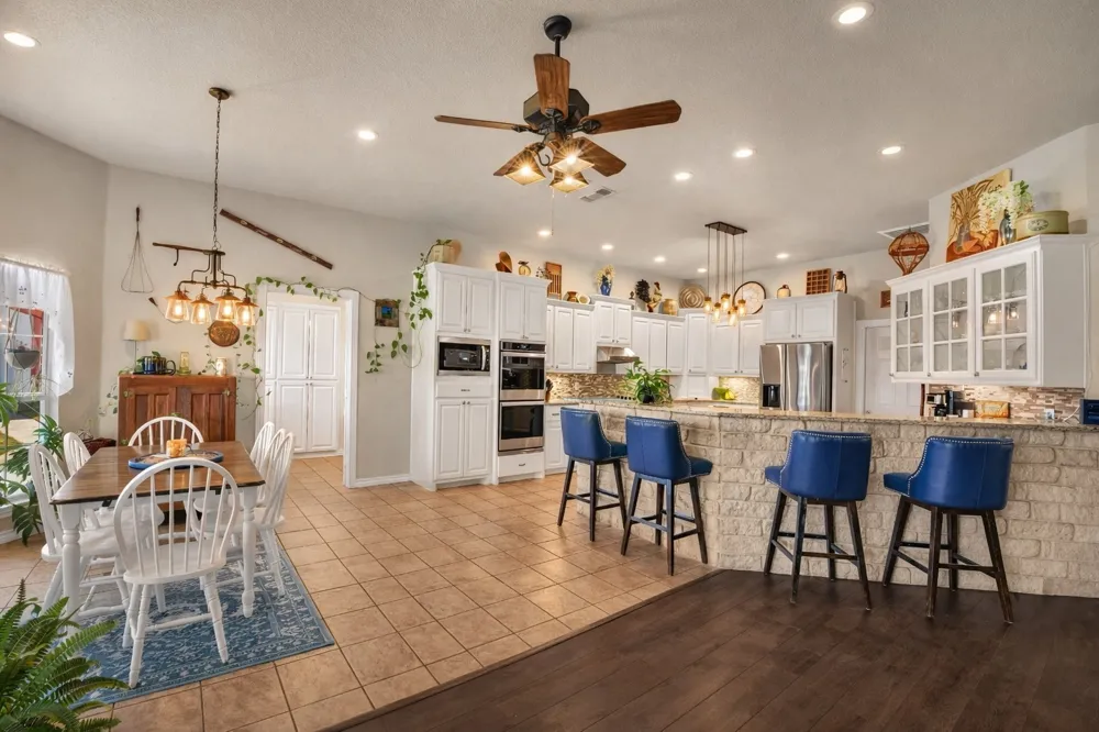 737 County Road 4699 Boyd, TX 76023