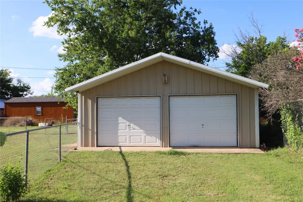 1223 Meadowbrook Street Ranger, TX 76470