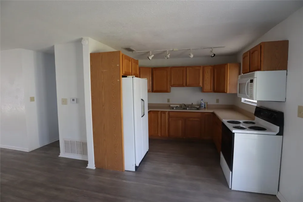 1223 Meadowbrook Street Ranger, TX 76470