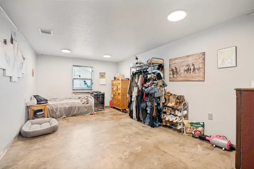 256 VZ County Road 2507 Canton, TX 75103
