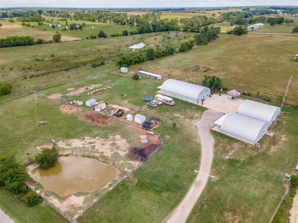 256 VZ County Road 2507 Canton, TX 75103