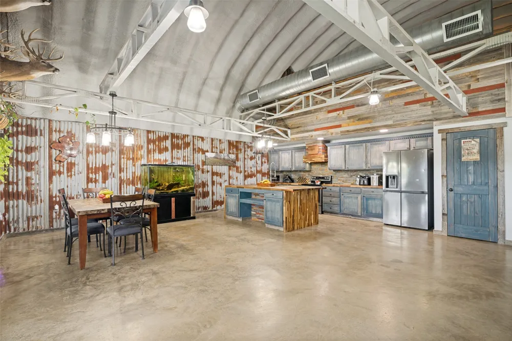 256 VZ County Road 2507 Canton, TX 75103